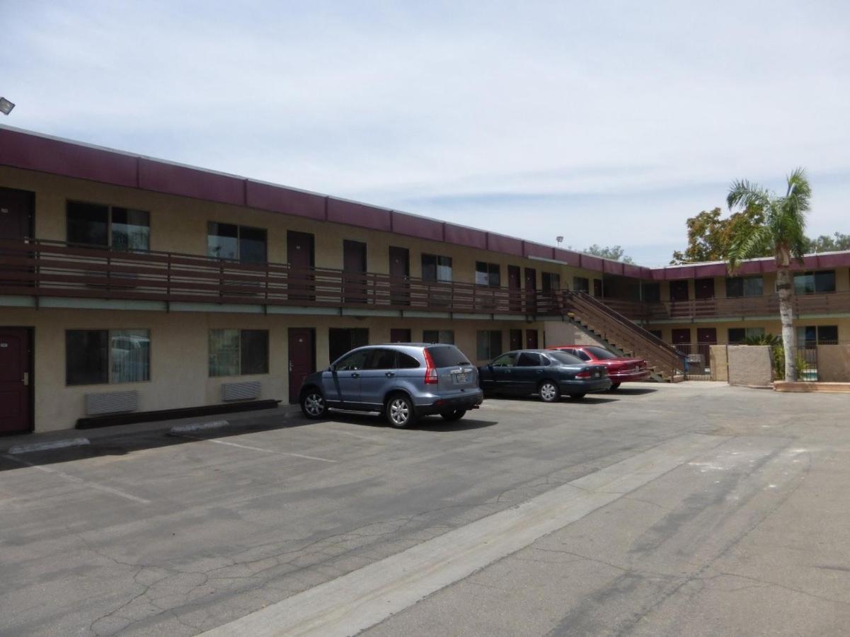 Red Roof Inn Bakersfield Luaran gambar